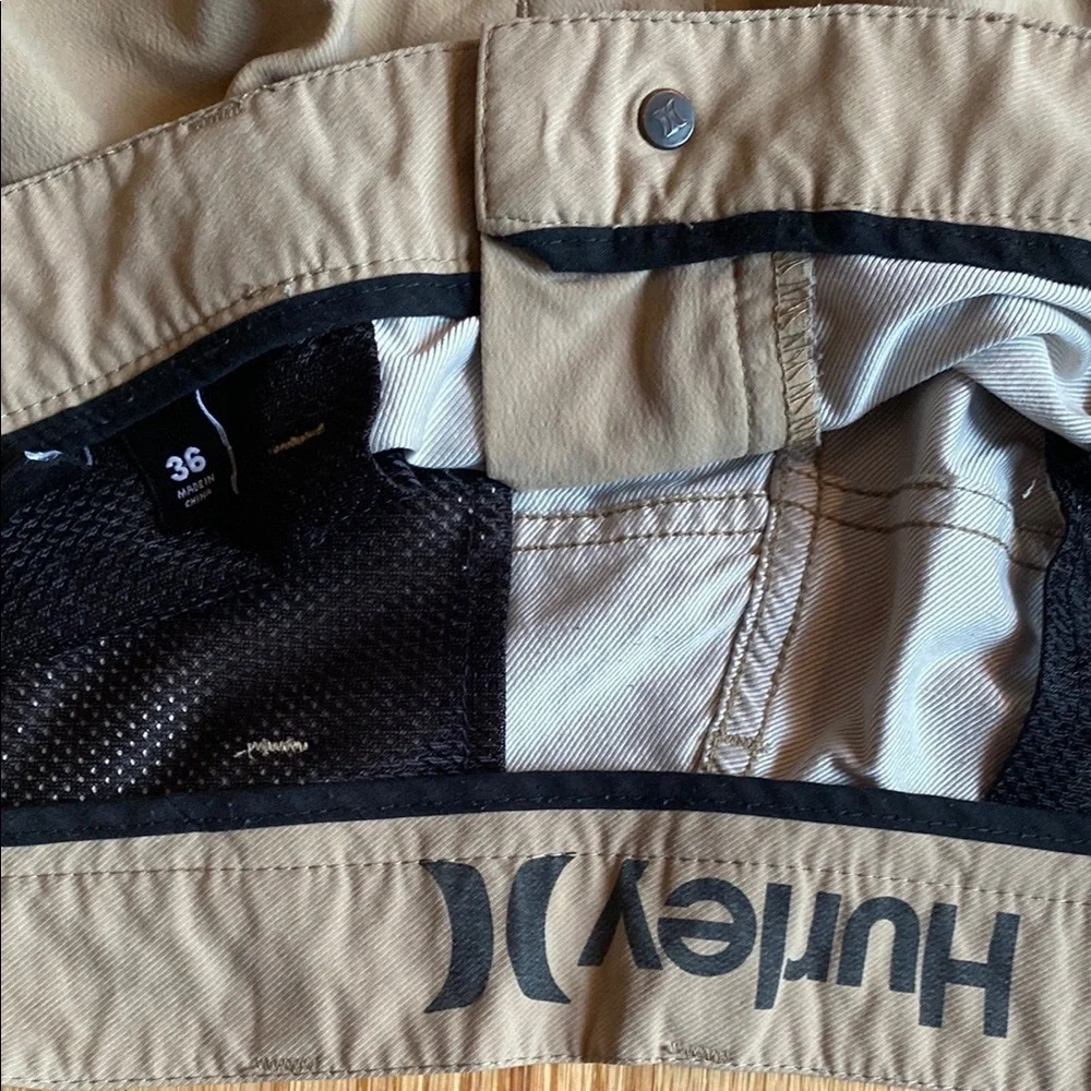 Hurley Men's Tan Flat Front Shorts